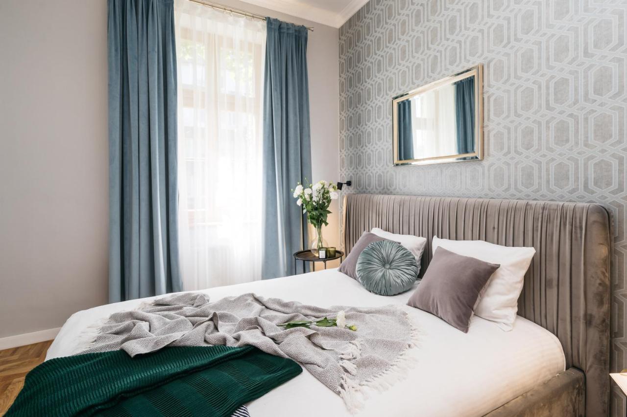 Papillon Apartment - Loftaffair Краків Екстер'єр фото